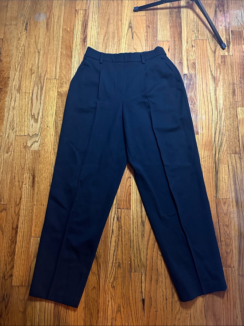 SPANX Ponte Barrel Pant High-Waist Pleated Women's Trousers, never worn.
